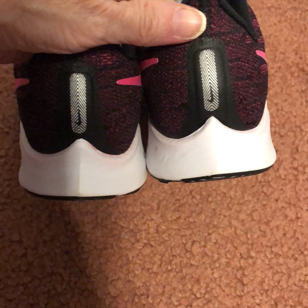 Gorgeous🥳HP🥳Nike Air Zoom Pegasus Sneakers - Picture 5 of 11